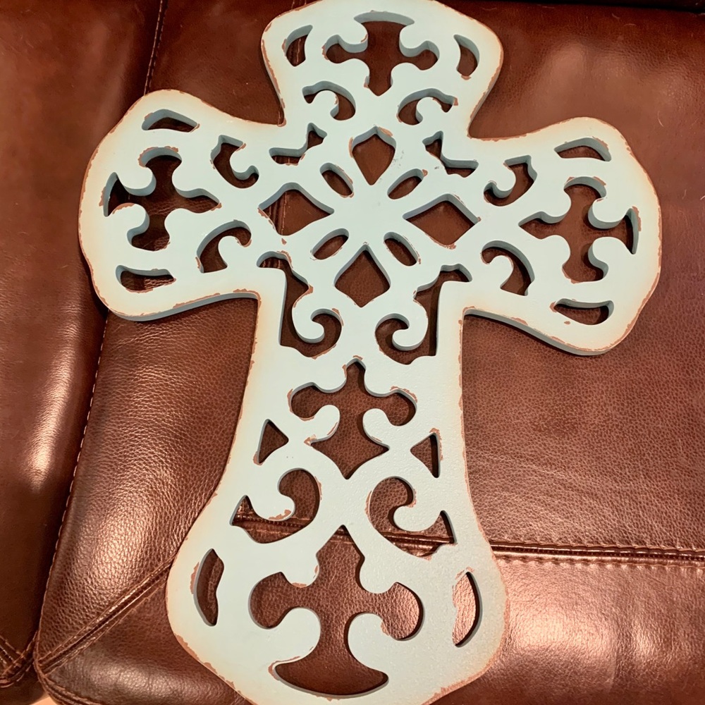 Large Cross